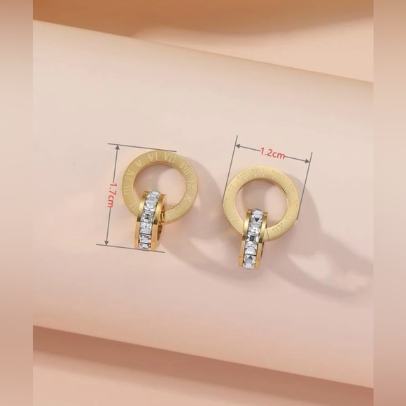 💠 316 Surgical Steel ROSE GOLD Roman Numeral/Rhinestone Hoop Earrings NWT - Picture 3 of 3